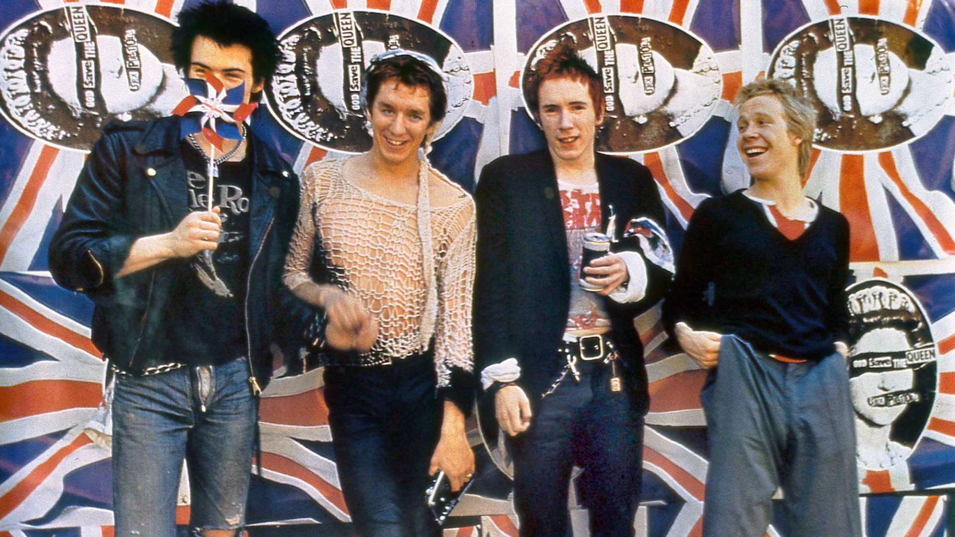 sex-pistols:-il-piu-grande-esempio-di-guerrilla-marketing-mai-creato